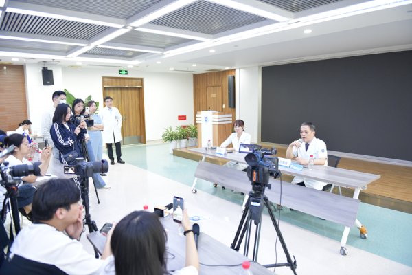 汇利资本 让每个无喉者都有“说话的权利”！浙江省肿瘤医院为无喉者按下“有声键”